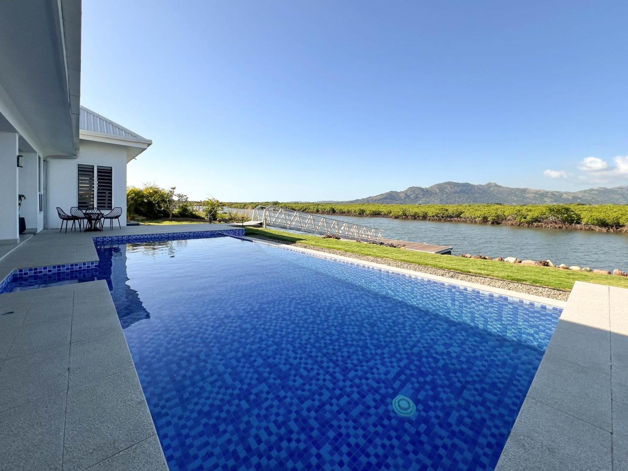 Naisoso Island Villas - Fiji Нади Екстериор снимка