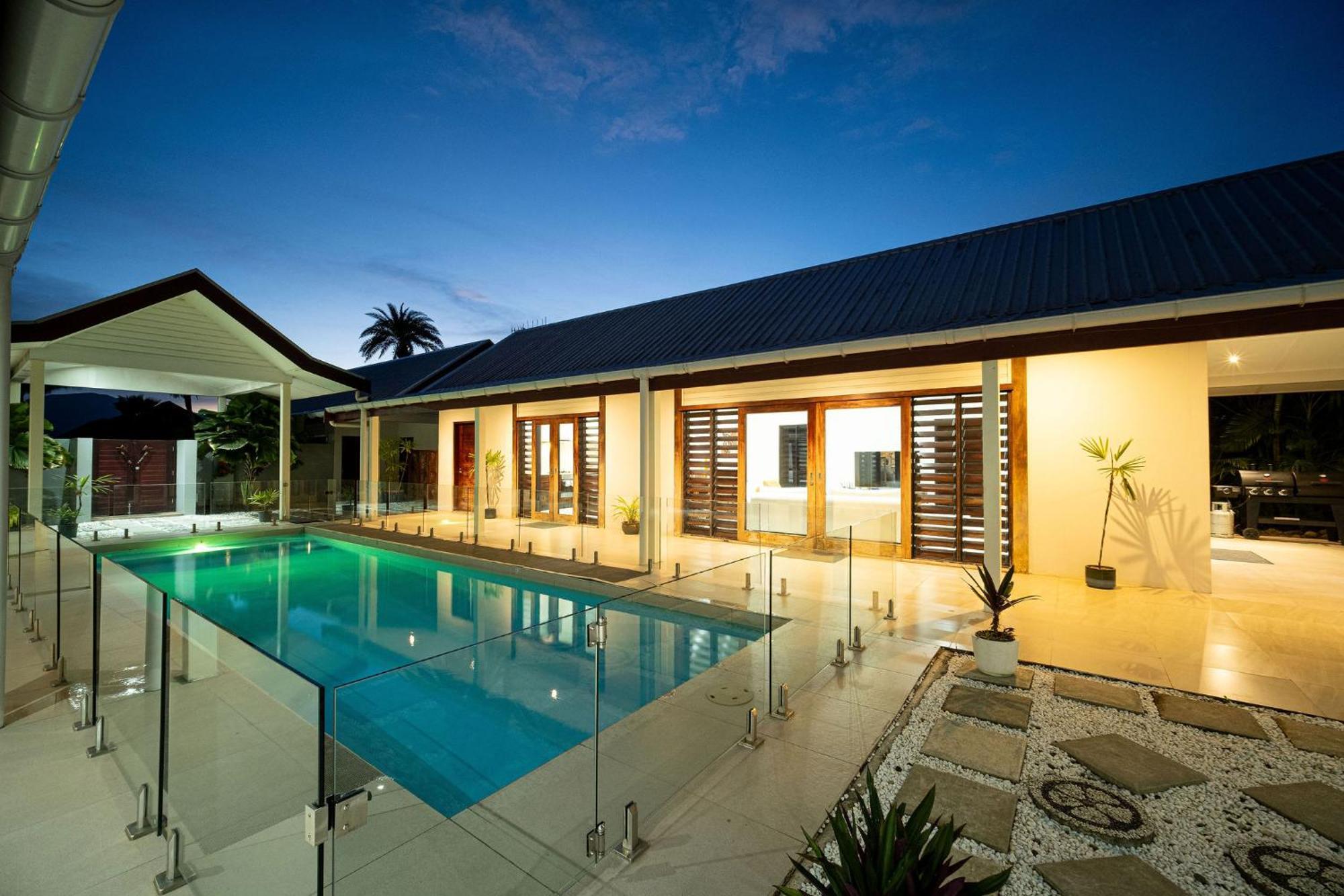 Naisoso Island Villas - Fiji Нади Екстериор снимка